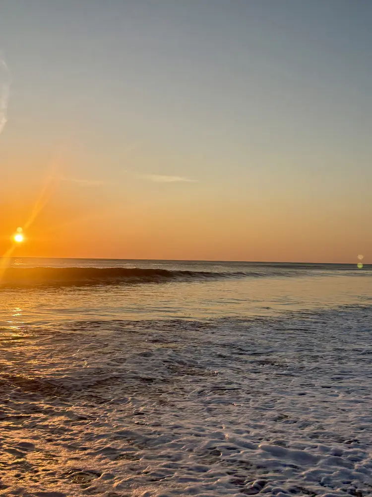 The last sun on the horizon