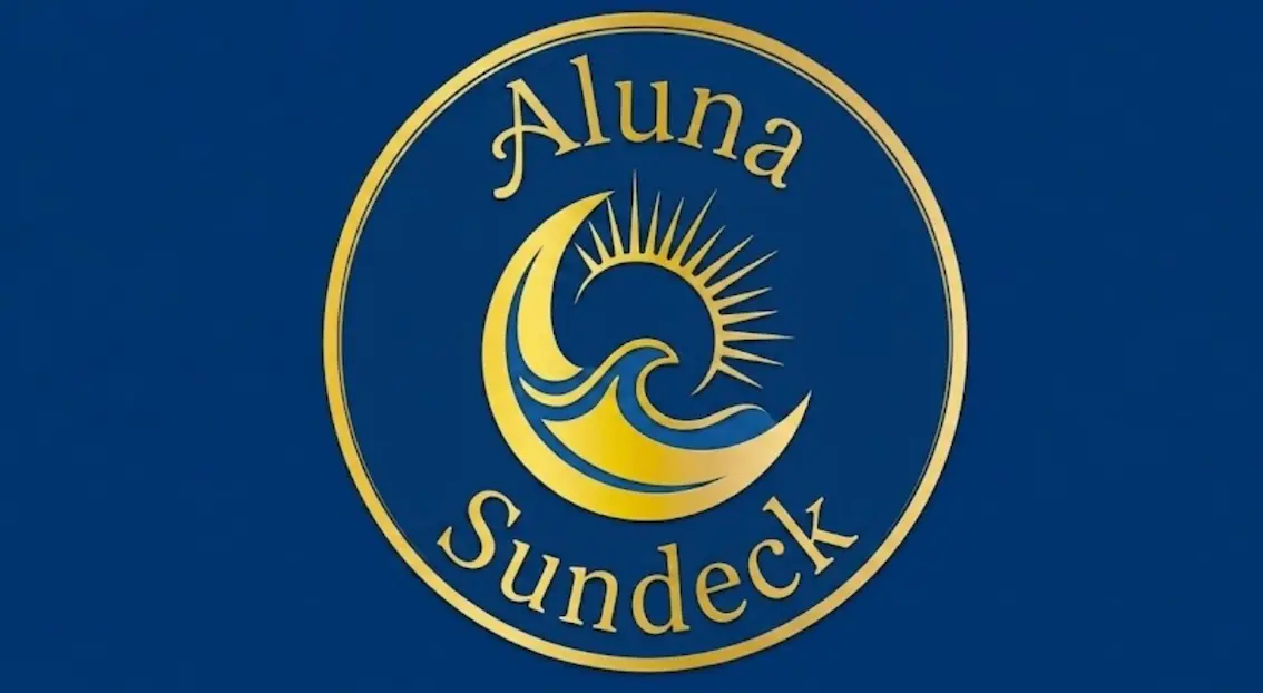Aluna Sundeck, Playa Grande